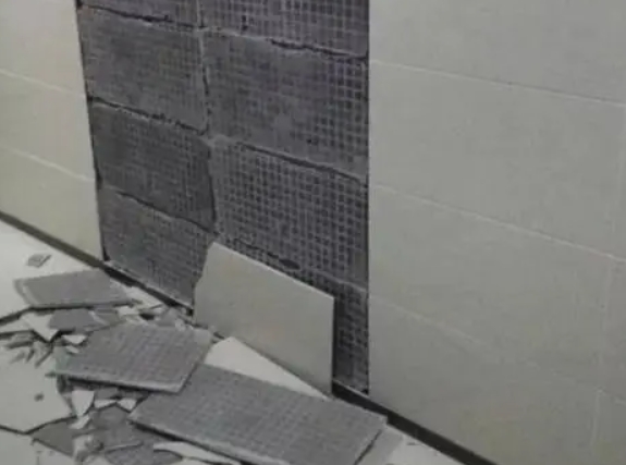 西城瓷砖空鼓维修公司分享下西城墙砖松动维修的知识